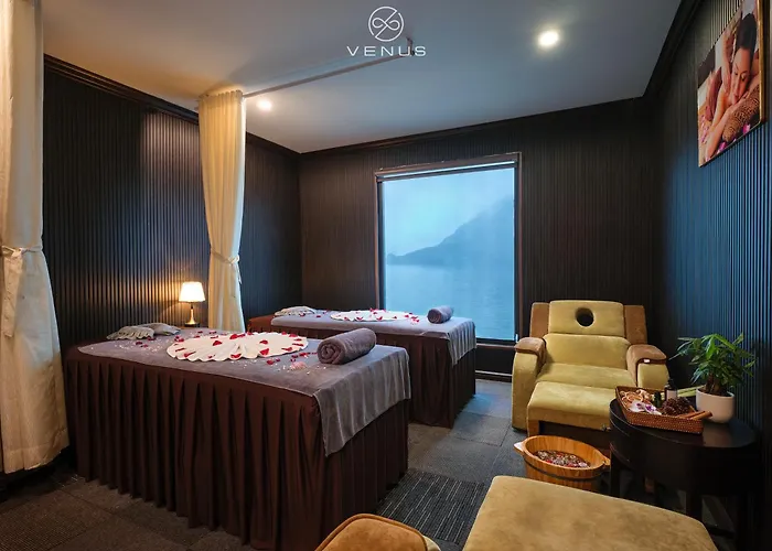  Venus Cruises Halong Bay By Venus Group 5*