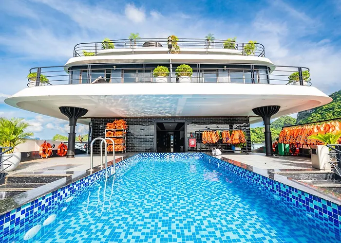 Venus Cruises Bay By Venus Group  5*