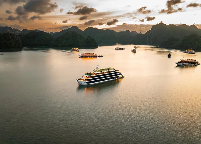 Venus Cruises Bay By Venus Group 5*