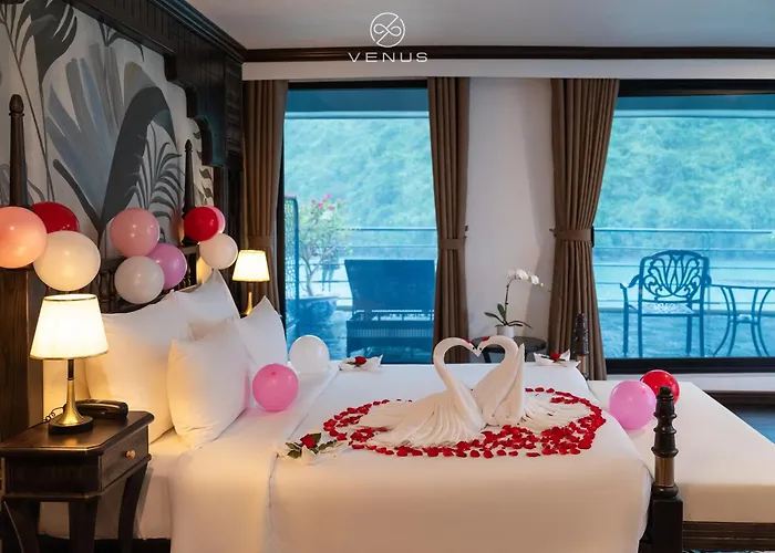Venus Cruises Bay By Venus Group  5*